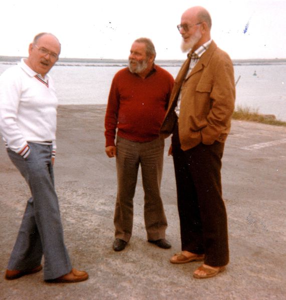 De gauche à droite, P.Benoit,M Jarrot et le père Richard