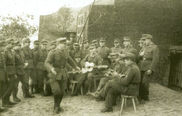 r Cosaques devant le Blockhaus de la cèpe