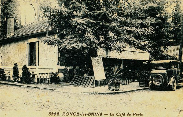 n 1 Le café de Paris